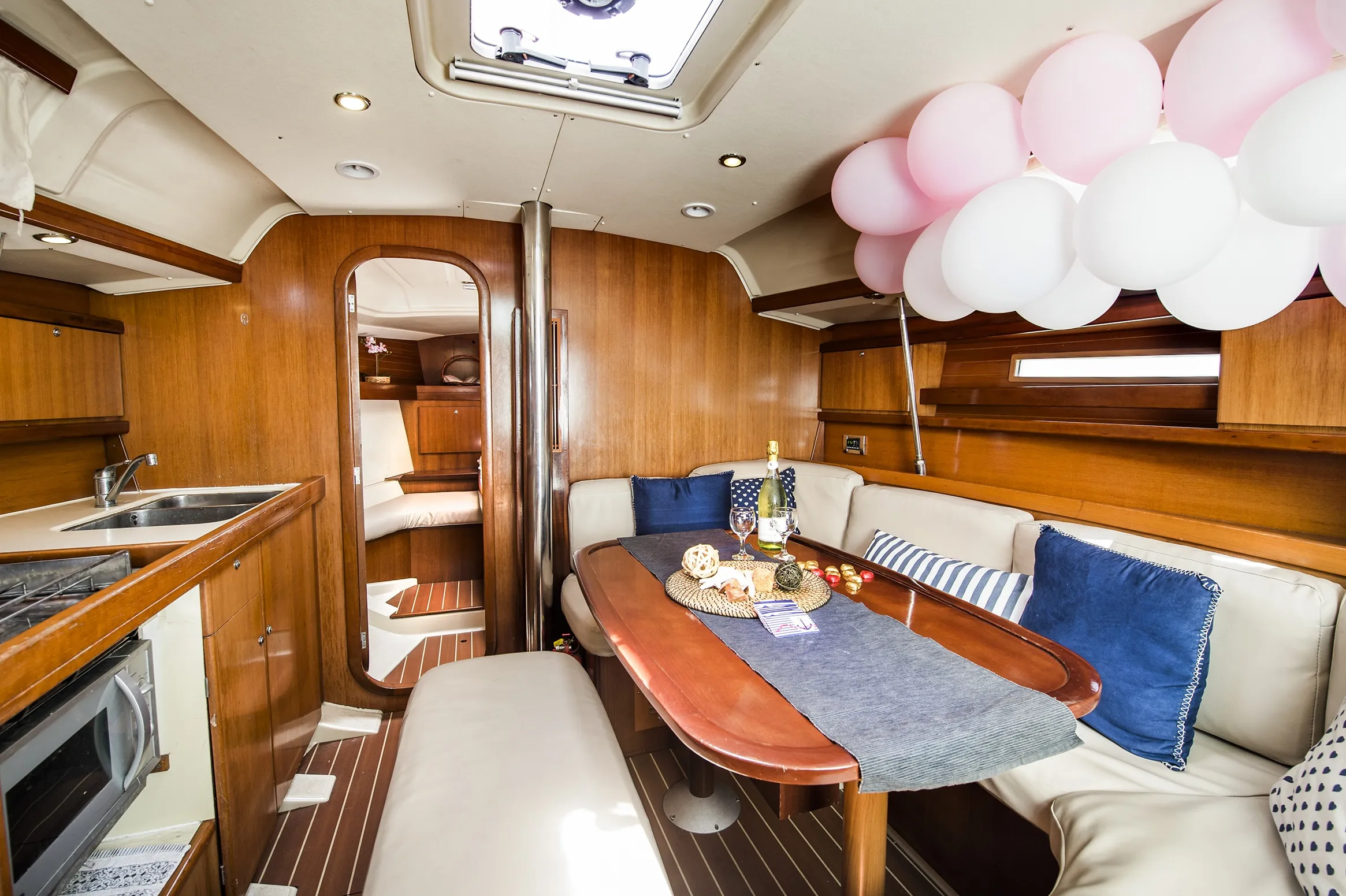 סיפון יאכטה בגירה